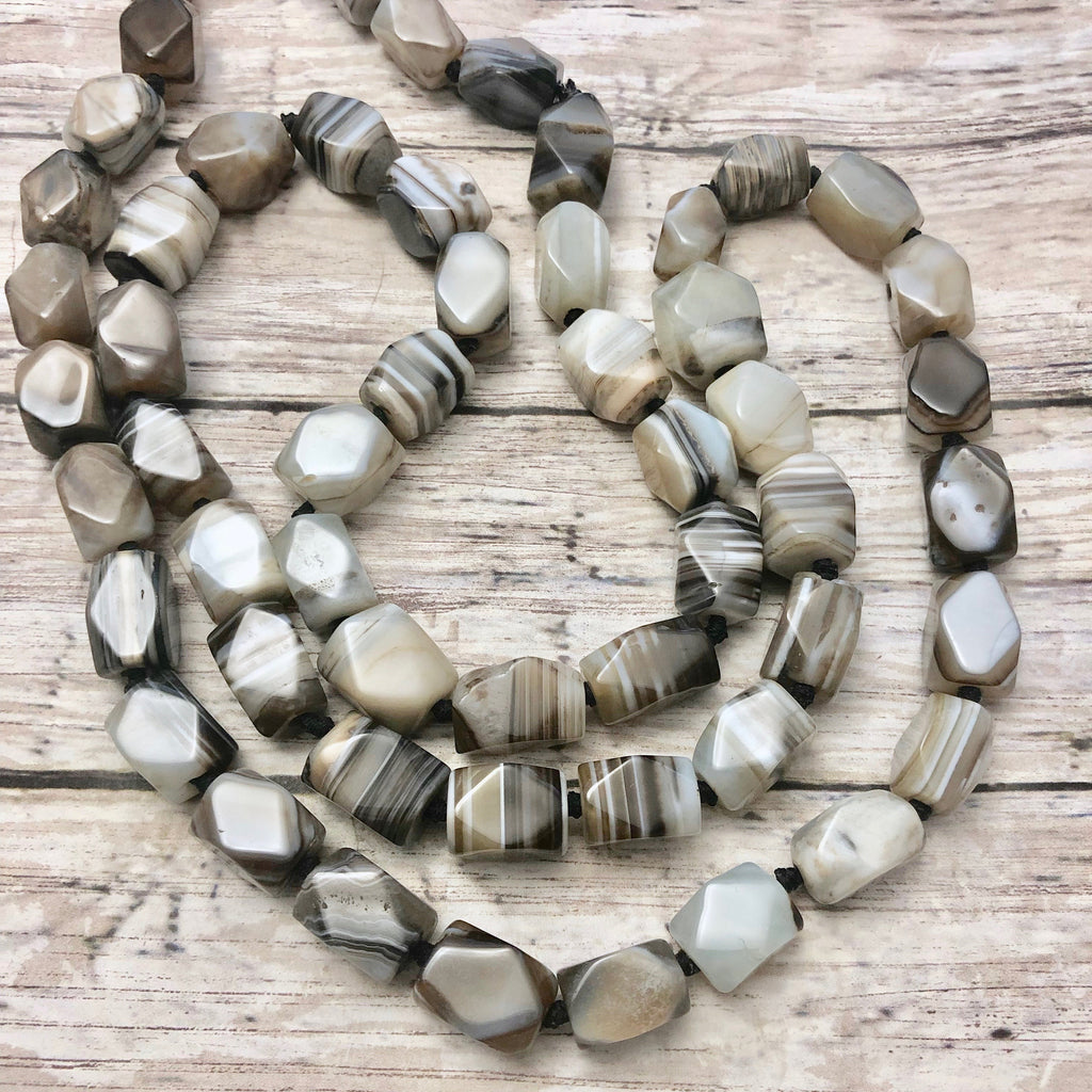 Banded Agate Stone Necklace (34 Inches)