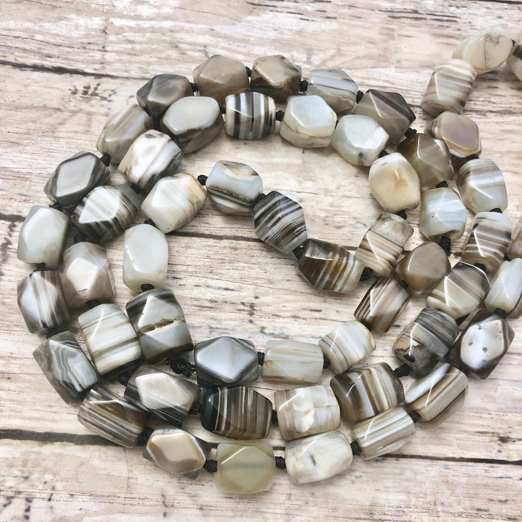 Banded Agate Stone Necklace (34 Inches)