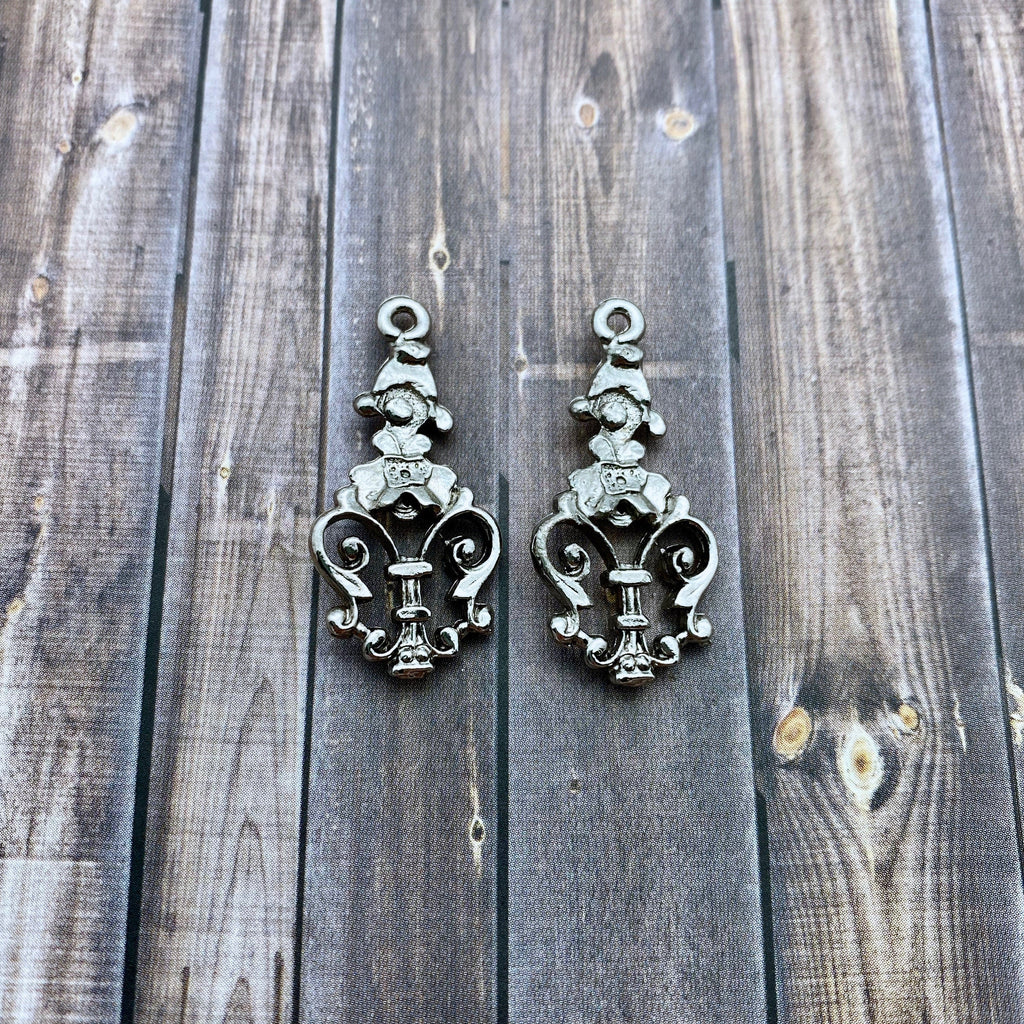 Pair Of Whimsical Silver Metal Pendants (MP72)