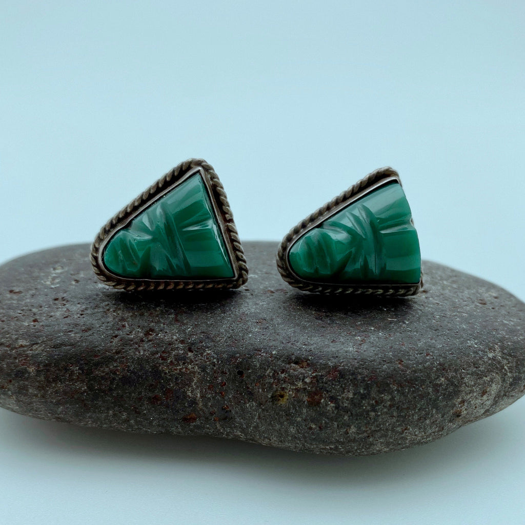 Vintage Triangle Face Green Glass Sterling Silver Mexican Screw Back Earrings (ER53)