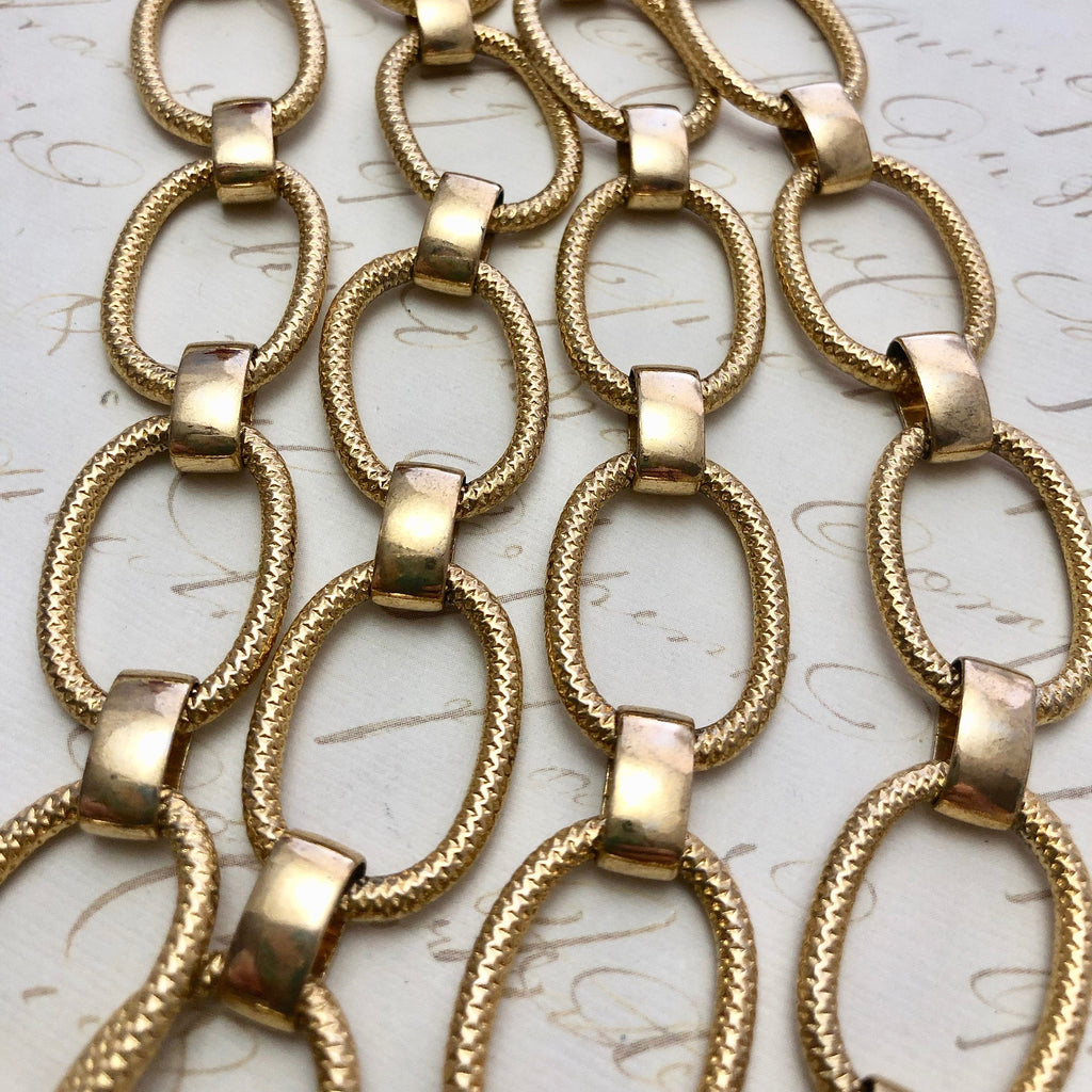 Vintage Oval Brass Chain (Sold By The Foot) 5x11mm & 17x24mm
