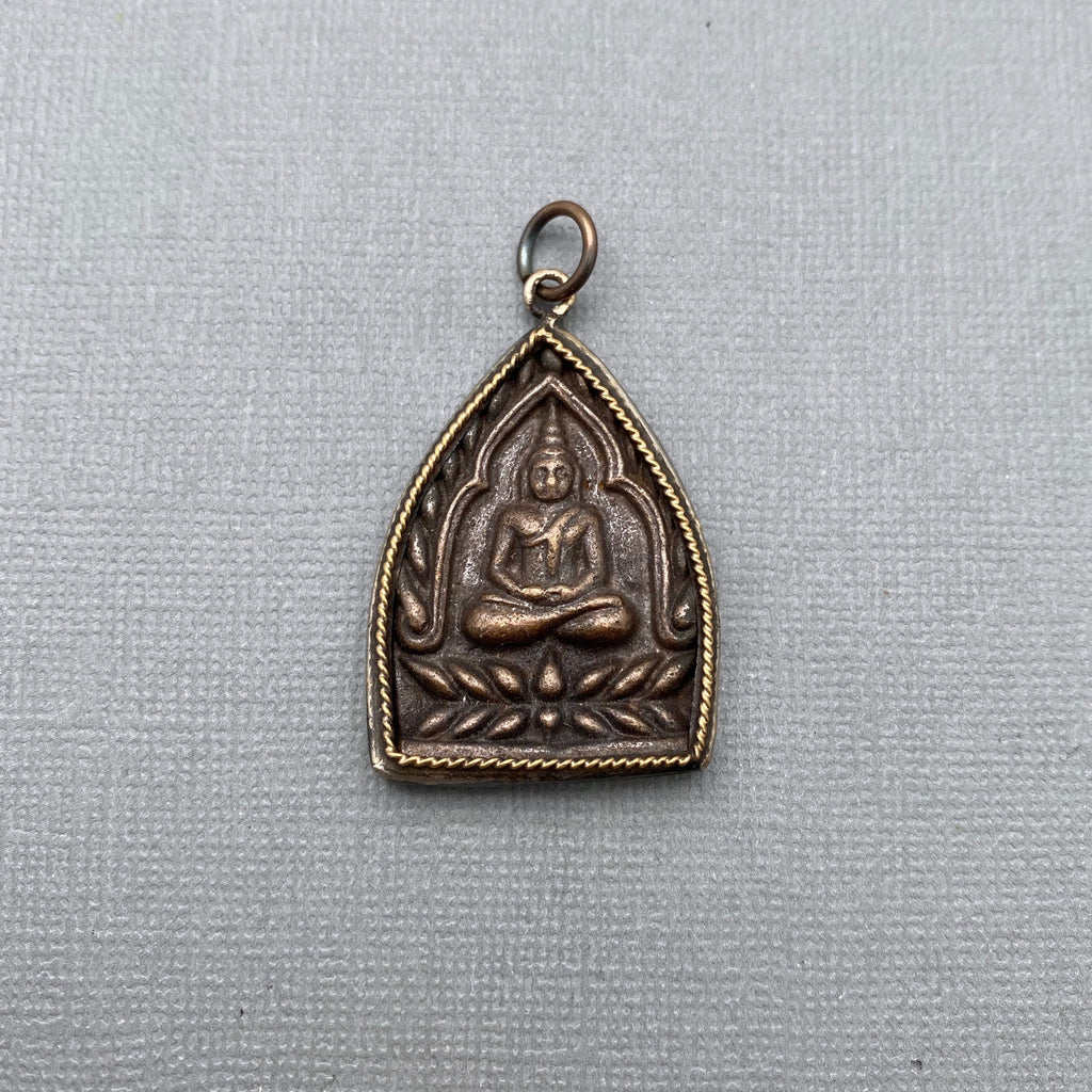 Khun Phaen Brass Amulet Buddha Pendant (MAP33)