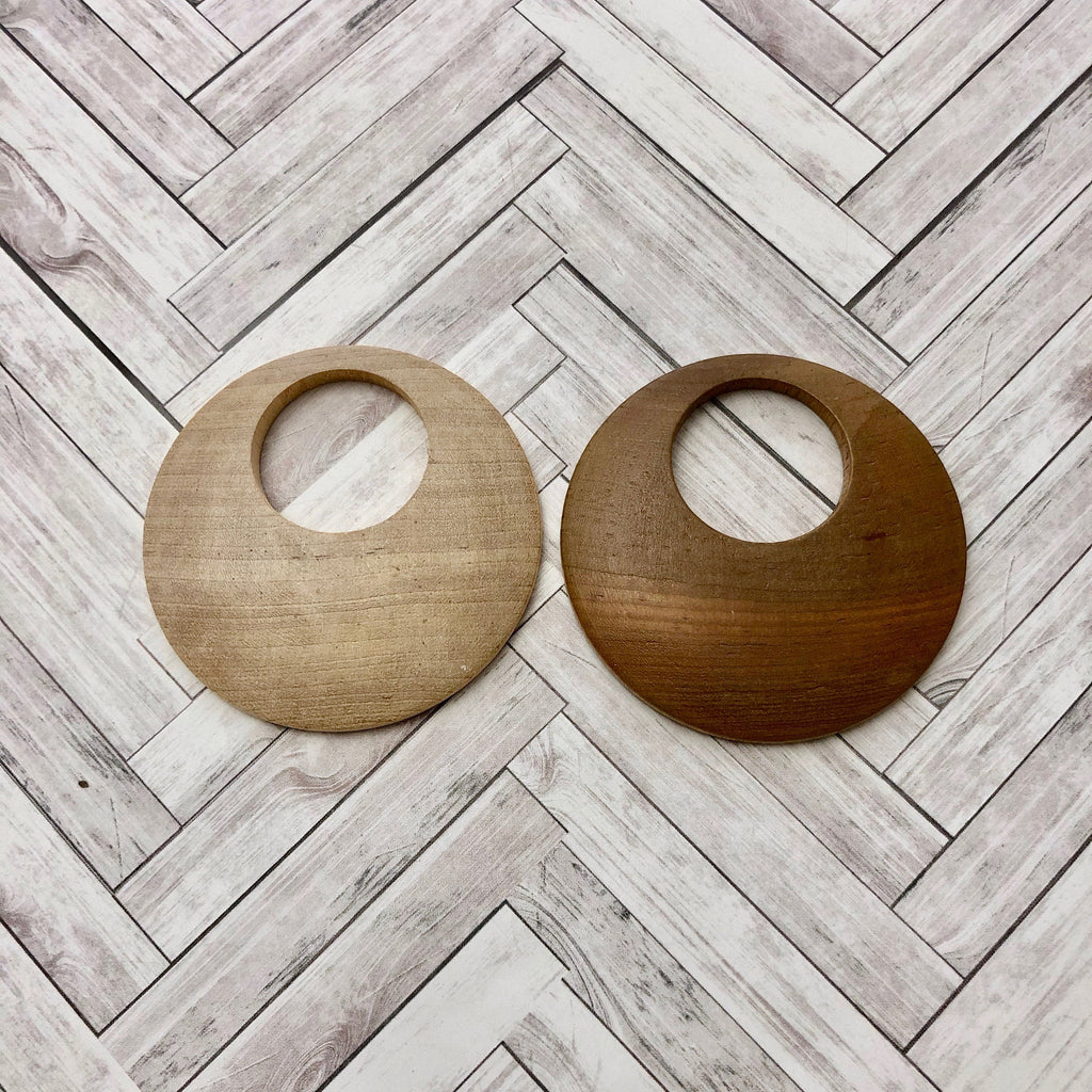 Vintage Circular Round Wood Pendant (Available In 2 Options) Light & Dark (WP4)