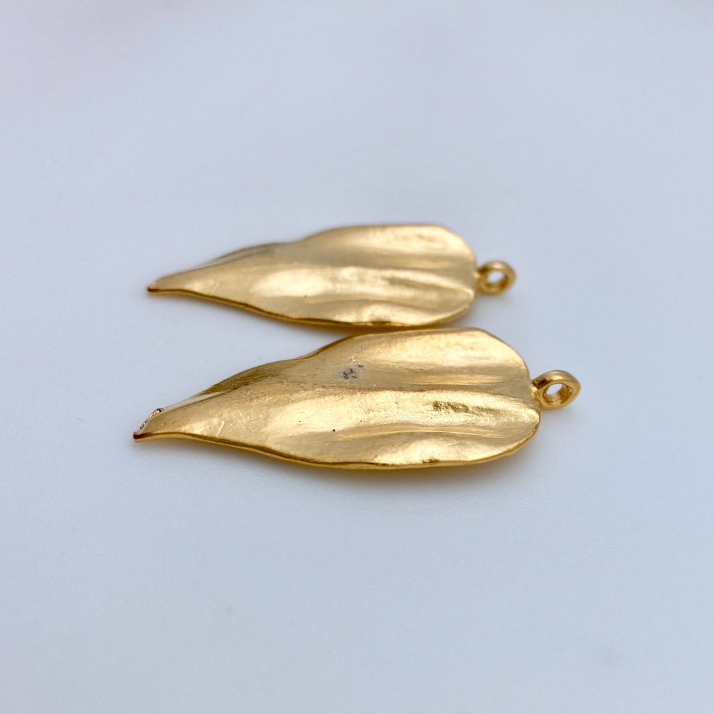 Pair Of Vintage Brass Plated Leaves (MP101)