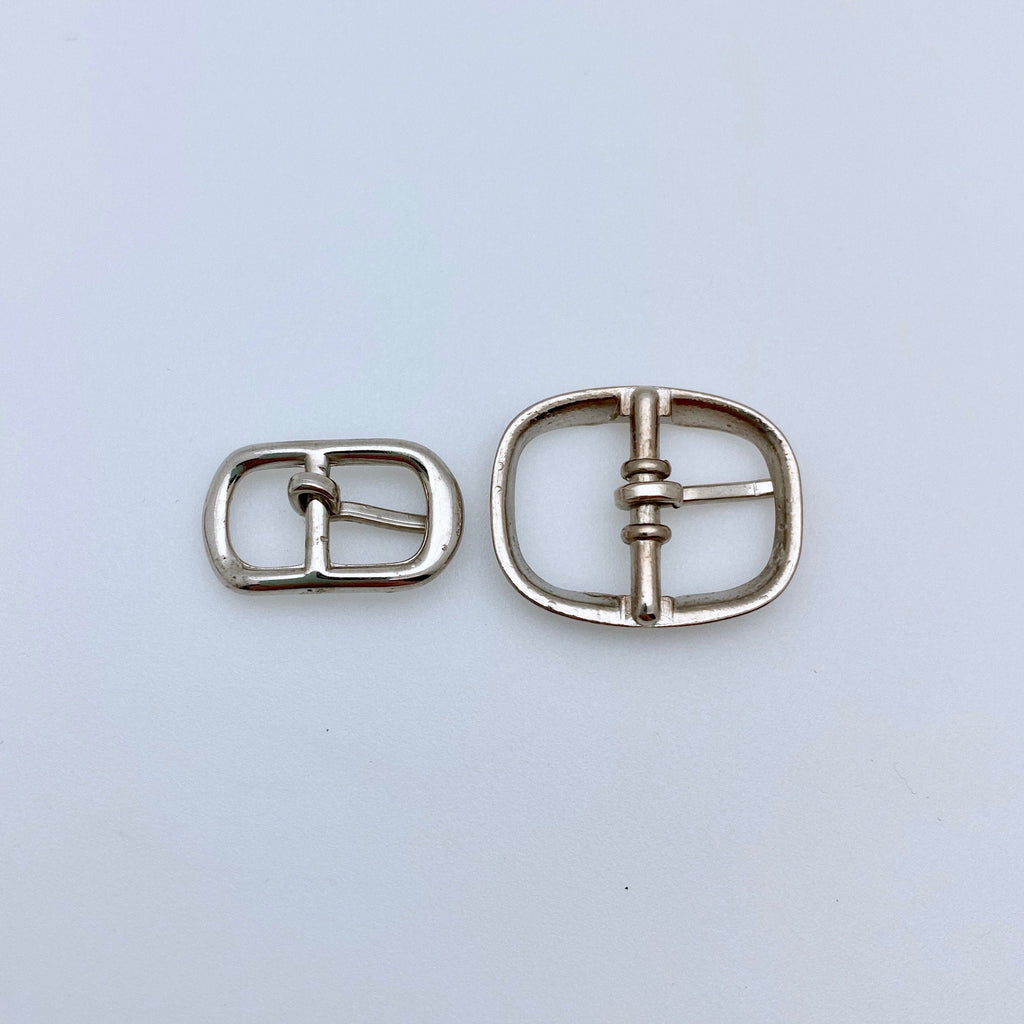 Silver Colored Metal Buckles (Available In 2 Options) (MP199)
