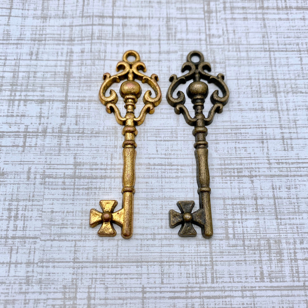 Brass & Bronze Plated Key Pendant With Maltese Cross (MP69)