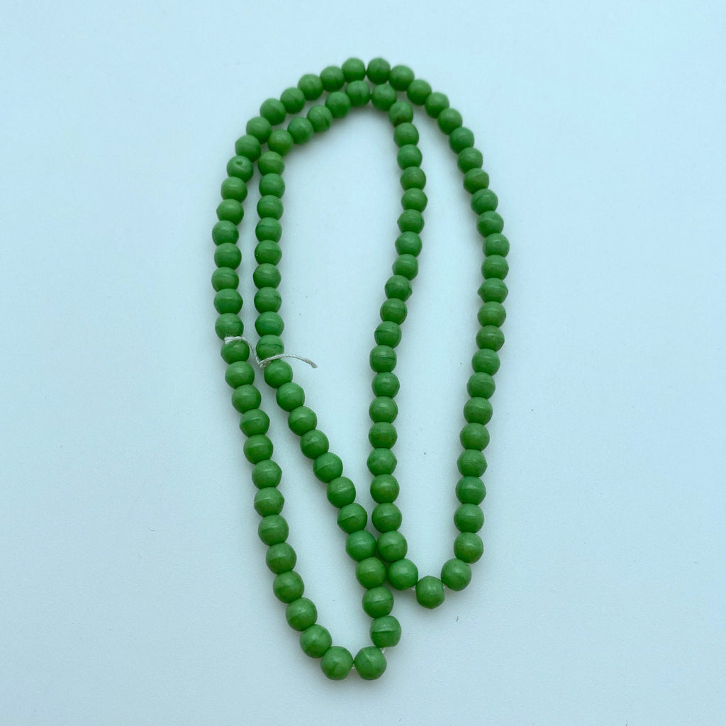 Small Vintage Japanese Broccoli Green Spacer Beads (4mm) (GJG1)