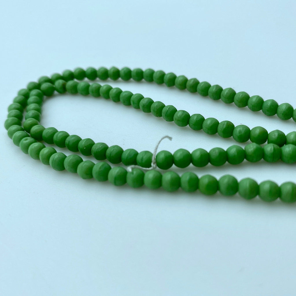 Small Vintage Japanese Broccoli Green Spacer Beads (4mm) (GJG1)