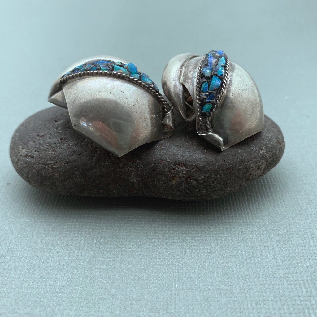 1950s Sterling Silver Crushed Opal Clip On Earrings (ER26)