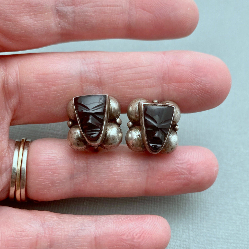 1950s Carved Black Onyx Face Mexican Sterling Screw Back Earrings (ER33)