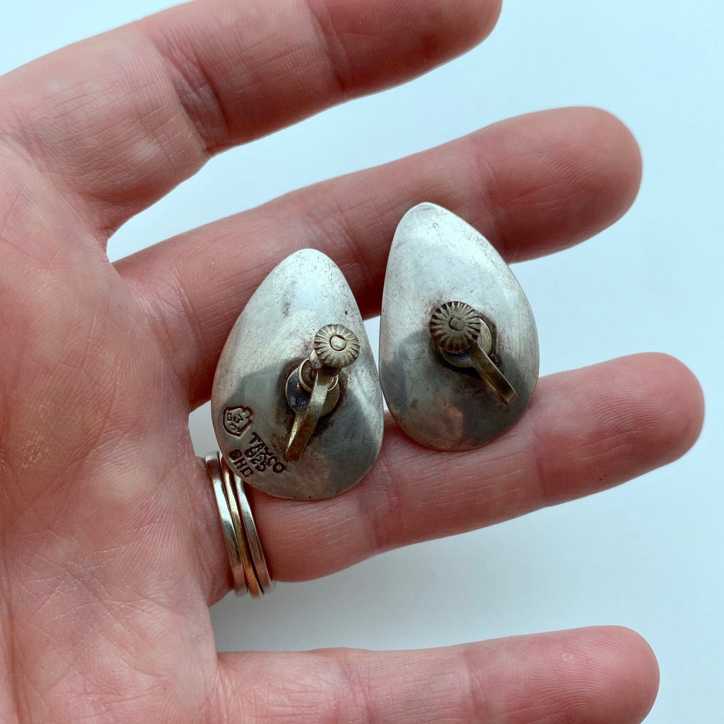 Vintage Sterling Silver Screw Back Mexico Earrings (ER63)