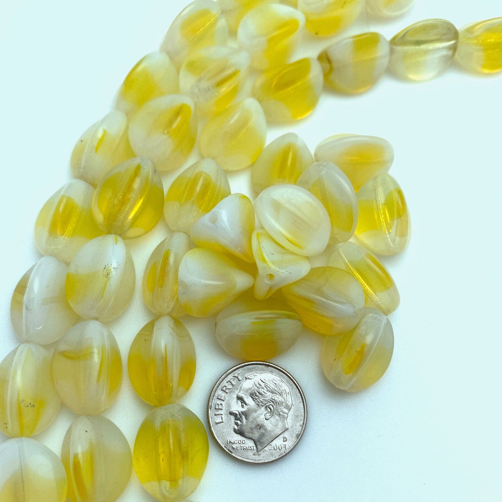Vintage Translucent Milky Tuscan Sun Yellow 3-Sided German Beads(13x16mm) (YGG2)