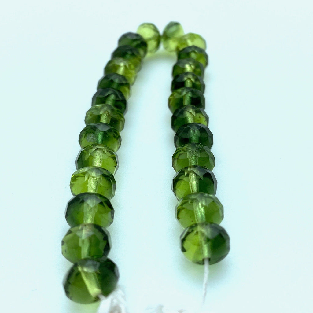 Faceted Vibrant Green Rondelle Czech Glass Beads (6x9mm) (GCG74)