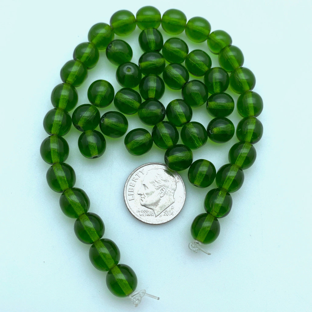 Vintage Translucent Smooth Kelly Green Round Czech Glass Beads (8mm) (GCG84)