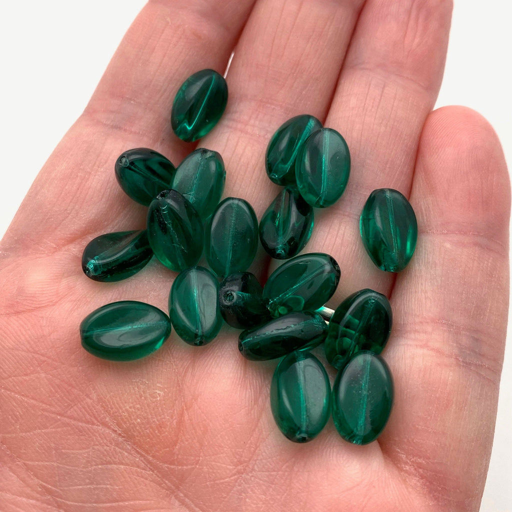 Vintage Green Smooth Twisted Oval Czech Glass Beads (8x12mm) (GCG110)
