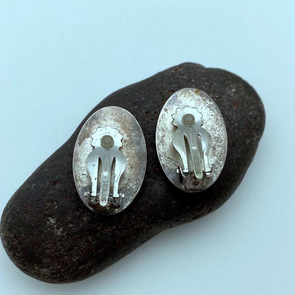 1950s Sterling Modern Style Oval Clip On Earrings (ER74)